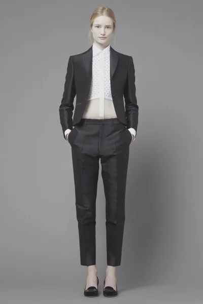 Look 32